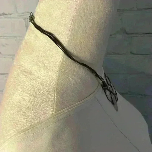 Silver Overlapping Circles Rustic Necklace - Picture 3 of 10